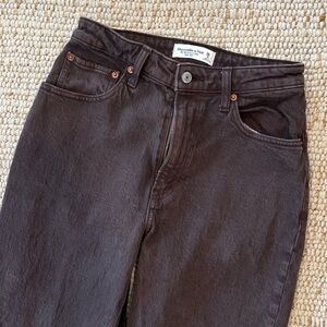 Abercrombie & Fitch 90’s Relaxed Jean High Rise